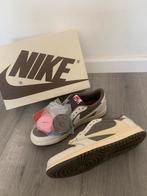 Air Jordan 1 Low Travis Scott Reverse Mocha, Kleding | Heren, Schoenen, Ophalen of Verzenden, Zo goed als nieuw, Bruin, Sneakers of Gympen
