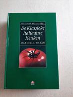 De klassieke Italiaanse keuken - Marcella Hazan, Ophalen of Verzenden, Zo goed als nieuw, Italië