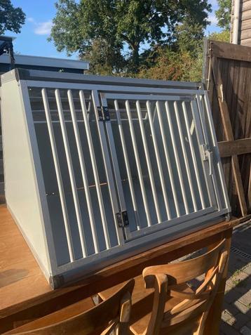 Hundos Autobench beschikbaar voor biedingen
