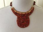 Karma Bijou Brigitte rode kraaltjes statement ketting, Sieraden, Tassen en Uiterlijk, Overige materialen, Verstelbaar, Nieuw, Ophalen of Verzenden