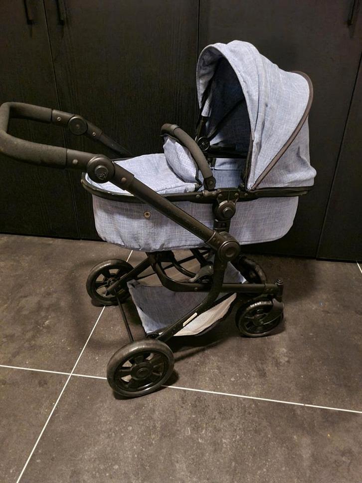Bayer poppenwagen in mooie staat, Kinderen en Baby's, Speelgoed | Poppen, Gebruikt, Babypop, Ophalen of Verzenden