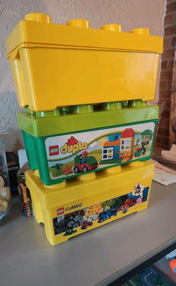 3 lege  lego bakken  beschikbaar voor biedingen
