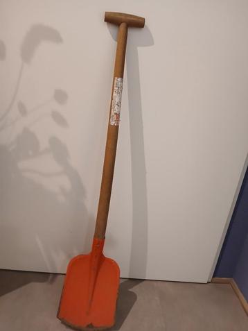 Bats met steel beschikbaar voor biedingen