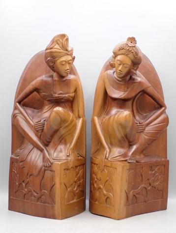 Balinese Art Deco boekensteunen  beschikbaar voor biedingen