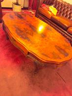 Antieke Salontafel met Houtsnijwerk, Antiek en Kunst, Ophalen