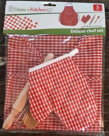 Home en Kitchen set 5 delig schortje, want, bak gereedschap beschikbaar voor biedingen