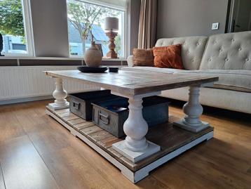  Salontafel met opbergruimte beschikbaar voor biedingen