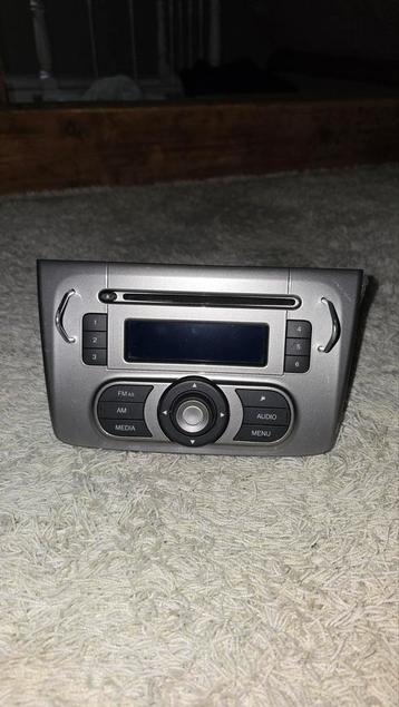 Alfa Romeo MiTo auto radio  beschikbaar voor biedingen