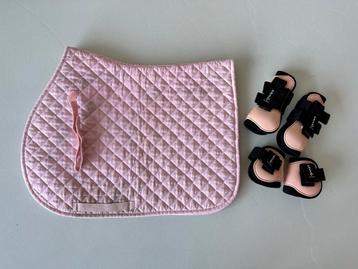 Roze dekje met pagony peeskappen mt pony beschikbaar voor biedingen