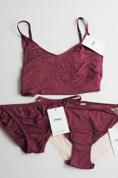 Mey nieuw met kaartjes Poetry Classy top hemd en 2 slips 38, Kleding | Dames, Ondergoed en Lingerie, Setje, Rood, Ophalen of Verzenden