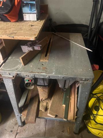 Zaagtafel - Gebruikt beschikbaar voor biedingen