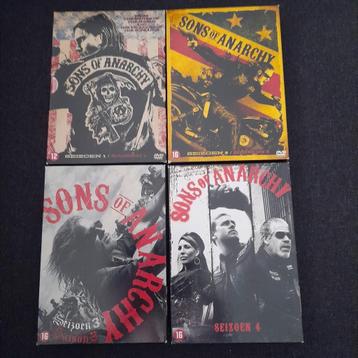 Sons of anarchy seizoen 1 t/m 4 dvd boxen beschikbaar voor biedingen
