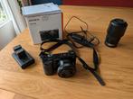 Sony a6100 + twee lenzen, twee accu's & usb-c lader, Ophalen, Zo goed als nieuw, Sony