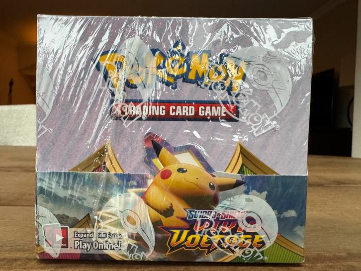 Pokémon Vivid Voltage Booster Box – Factory Sealed - English, Hobby en Vrije tijd, Verzamelkaartspellen | Pokémon, Zo goed als nieuw