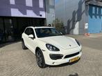 Porsche Cayenne 4.8 S ZEER NETTE STAAT! INRUIL MOGELIJK!, Automaat, Gebruikt, Parkeercamera, Wit
