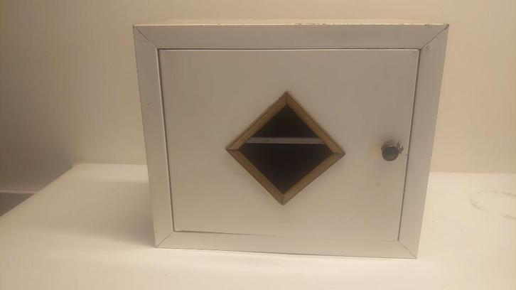 Badkamerkastje, medicijnenkastje metaal Vintage, Retro., Huis en Inrichting, Badkamer | Badkamermeubels, Gebruikt, Spiegelkast