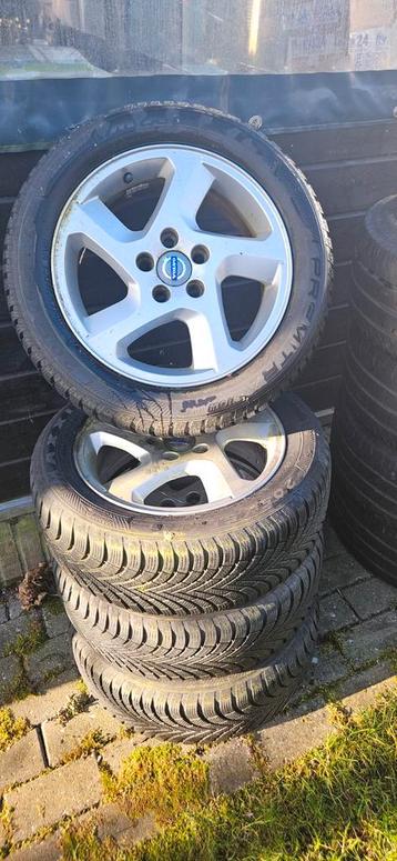Velgen met zgan winter banden voor Volvo V40 V50 T5 16 inch beschikbaar voor biedingen