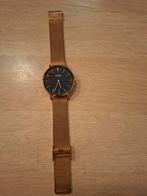 Gouden Cluse horloge met zwarte wijzerplaat, Sieraden, Tassen en Uiterlijk, Horloges | Dames, Overige merken, Staal, Polshorloge