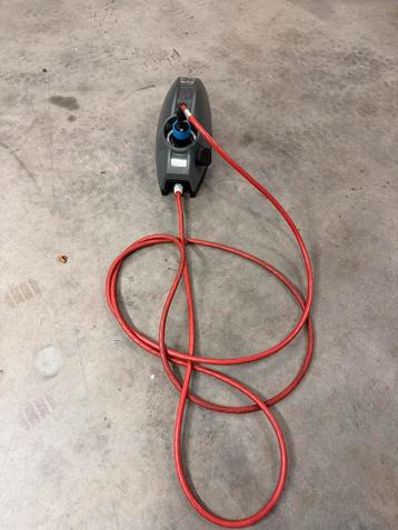 Mennekes Laadpaal met Laadkabel 6,5mtr beschikbaar voor biedingen