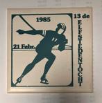 ELFSTEDENTOCHT 1985 herinnerings tegel, Ophalen of Verzenden, Zo goed als nieuw, Overige binnenlandse clubs, Overige typen