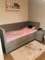 Complete kinderkamer uitschuifbed kast nachtkastje, Kinderen en Baby's, Kinderkamer | Complete kinderkamers, Ophalen, Gebruikt