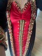 Leuke prinsesen jurk rood zwart met kralen, Kleding | Dames, Carnavalskleding en Feestkleding, Ophalen of Verzenden, Zo goed als nieuw