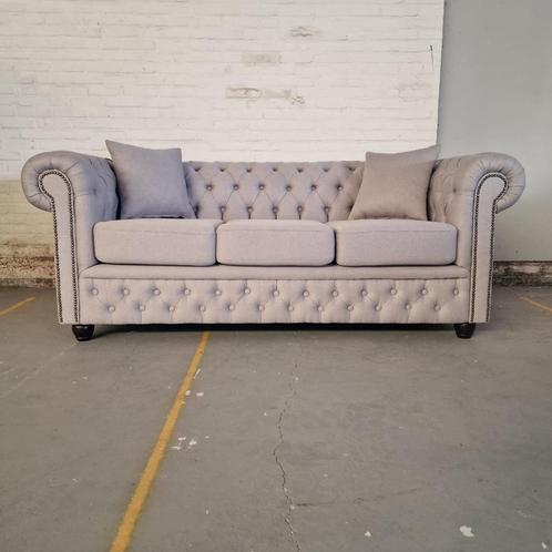 Chesterfield Bank Bahama Lichtgrijs (3-zits), Antiek en Kunst, Antiek | Meubels | Stoelen en Banken, Ophalen
