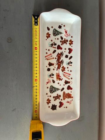 Keramische Serveerschaal met Kerstmotief beschikbaar voor biedingen