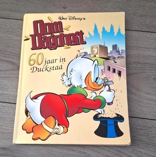 Boek: Oom Dagobert – 60 jaar in Duckstad (2007), Boeken, Stripboeken, Gelezen, Eén stripboek, Ophalen of Verzenden