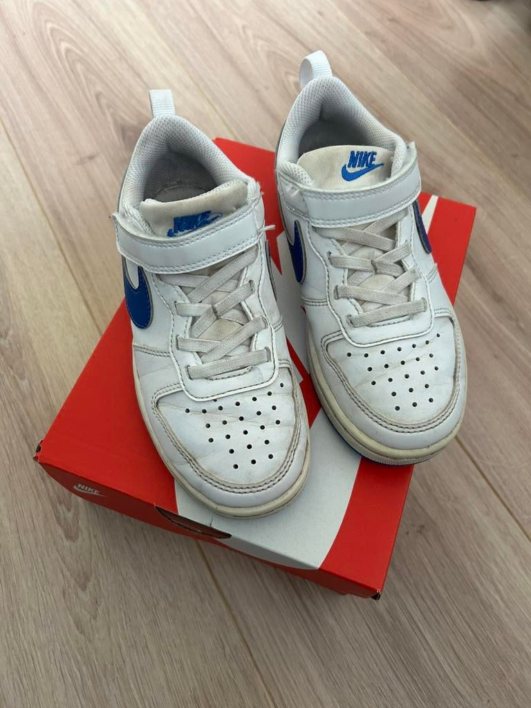 Nike sneakers maat 31., Gebruikt, Ophalen of Verzenden, Jongen of Meisje, Sportschoenen