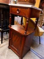 71) Antiek biedermeier nachtkastje., Ophalen, Gebruikt, Minder dan 45 cm, .