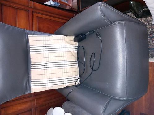 Relax Stoel, Huis en Inrichting, Fauteuils, Zo goed als nieuw, 50 tot 75 cm, Ophalen of Verzenden