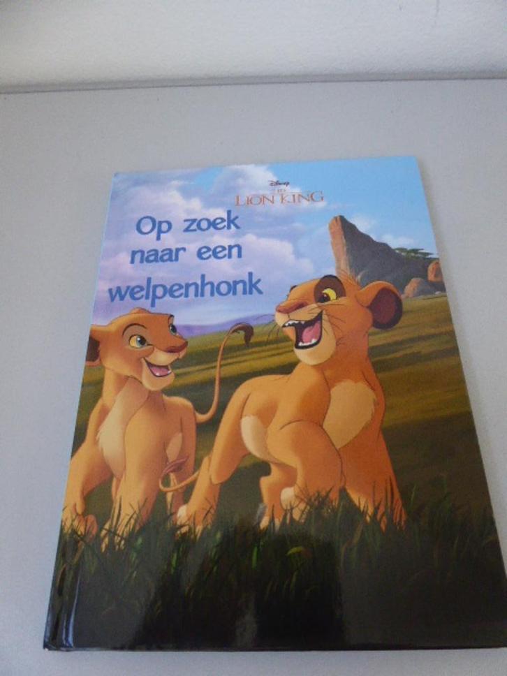 Mooi (voor)lees boekje Disney; op zoek naar een welpen honk, Boeken, Kinderboeken | Jeugd | onder 10 jaar, Zo goed als nieuw, Fictie algemeen