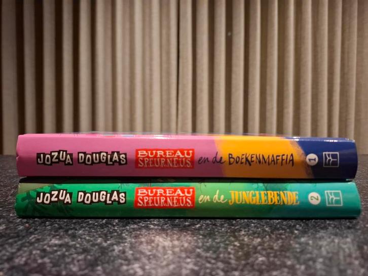 Bureau Speurneus - Jozua Douglas Boeken Serie, Boeken, Avontuur en Actie, Zo goed als nieuw, Ophalen of Verzenden