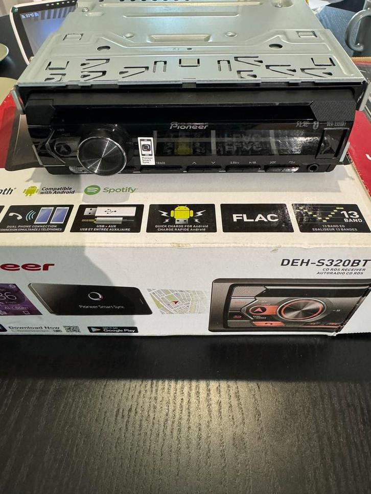 Pioneer DEH-S320BT Bluetooth Autoradio, Auto diversen, Autoradio's, Gebruikt, Ophalen of Verzenden