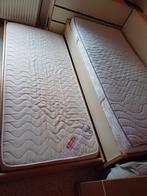 1 persoons bed met extra slaaplade en matrassen., Huis en Inrichting, Crème, 90 cm, Eenpersoons, Zo goed als nieuw
