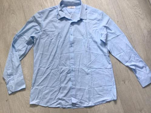 Licht blauw overhemd maat XL classic collection, Kleding | Heren, Overhemden, Zo goed als nieuw, Halswijdte 43/44 (XL), Blauw