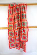Vintage gehaakte sprei / plaid, Huis en Inrichting, Overige kleuren, Overige typen, Tweepersoons, Ophalen of Verzenden