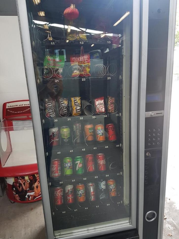 Fris / snack automaat gekoeld Compact model, Verzamelen, Automaten | Overige, Zo goed als nieuw, Ophalen