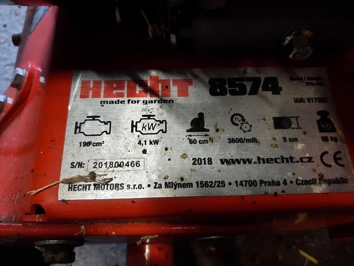 Bladzuiger/hakselaar, Tuin en Terras, Hakselaars, Zo goed als nieuw, Benzine, Met opvangzak, Ophalen of Verzenden