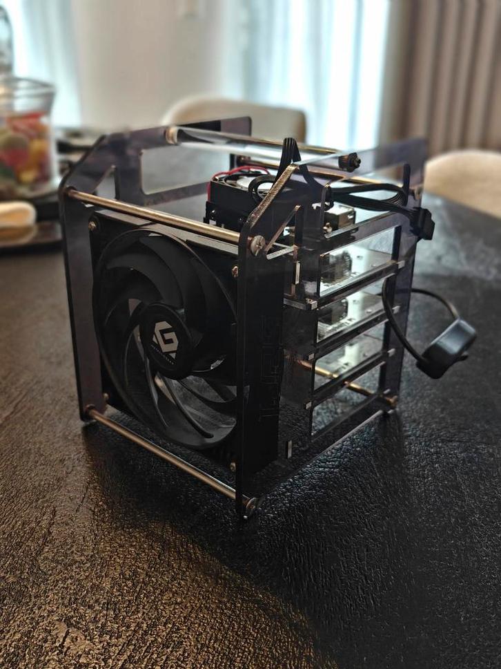 Raspberry Pi 4 Cluster - 8GB + 2x 2GB, Computers en Software, Overige Computers en Software, Zo goed als nieuw, Ophalen of Verzenden