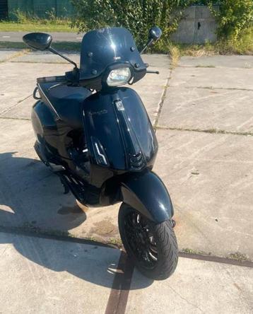 vespa sprint 4t 4v beschikbaar voor biedingen