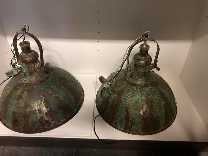 2 idezelfde hanglampen (vintage look), Huis en Inrichting, Lampen | Hanglampen, Zo goed als nieuw, 50 tot 75 cm, Metaal, Ophalen of Verzenden