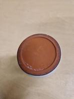 vaasje wit aardewerk vintage, Huis en Inrichting, Woonaccessoires | Vazen, Ophalen of Verzenden, 'T Olde Gre-j, Info@toldegrej.nl