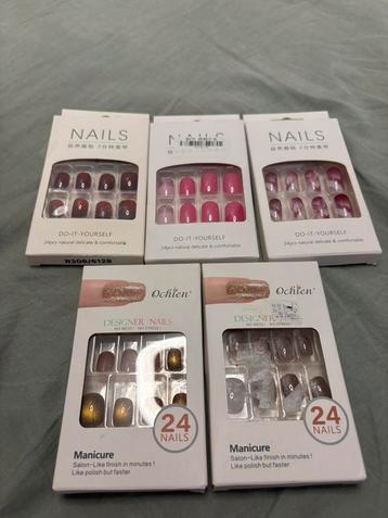 Plaknagel setjes beschikbaar voor biedingen