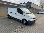 Opel Vivaro 2.5 D L2H1 imperiaal, Auto's, Bestelauto's, 145 pk, 4 cilinders, Particulier, Onderhoudsboekje