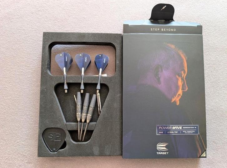 Phil Taylor Gen10 24 gram (nieuw 124,95), Sport en Fitness, Darts, Nieuw, Pijlen, Ophalen of Verzenden