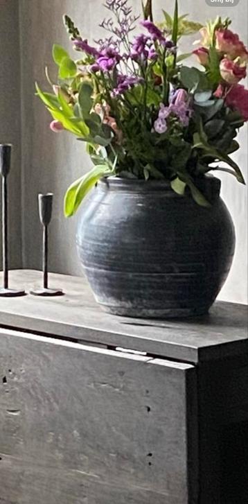 Aura Peeperkorn Pot/Kruik - Donker & Sfeervol beschikbaar voor biedingen