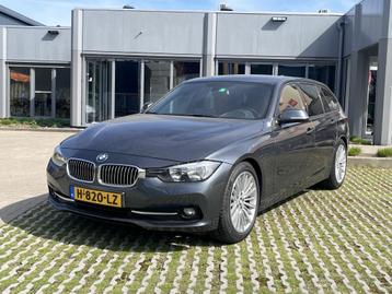 BMW 3 Serie Touring 320d Luxury Lees de Tekst  beschikbaar voor biedingen