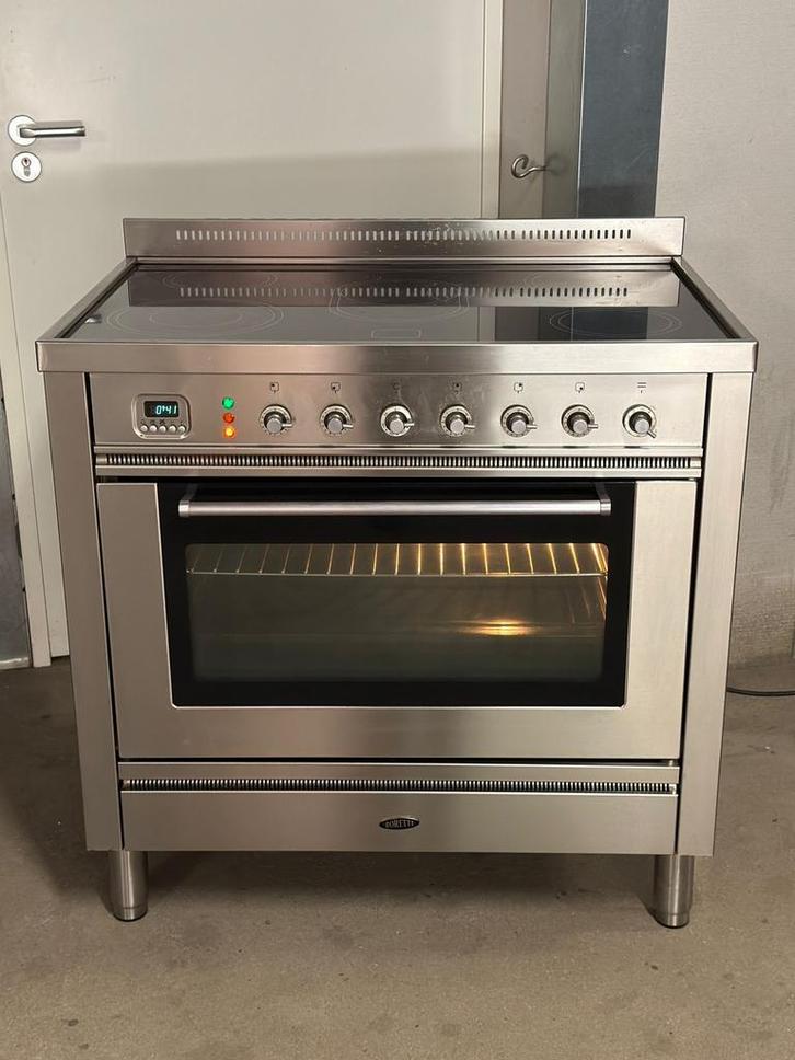 Keramische Fornuis Boretti, Witgoed en Apparatuur, Fornuizen, Zo goed als nieuw, Vrijstaand, Keramisch, 5 kookzones of meer, 85 tot 90 cm